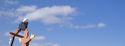 Web 2.0 Hombre urbano y nubes. C�rdoba Cdad.